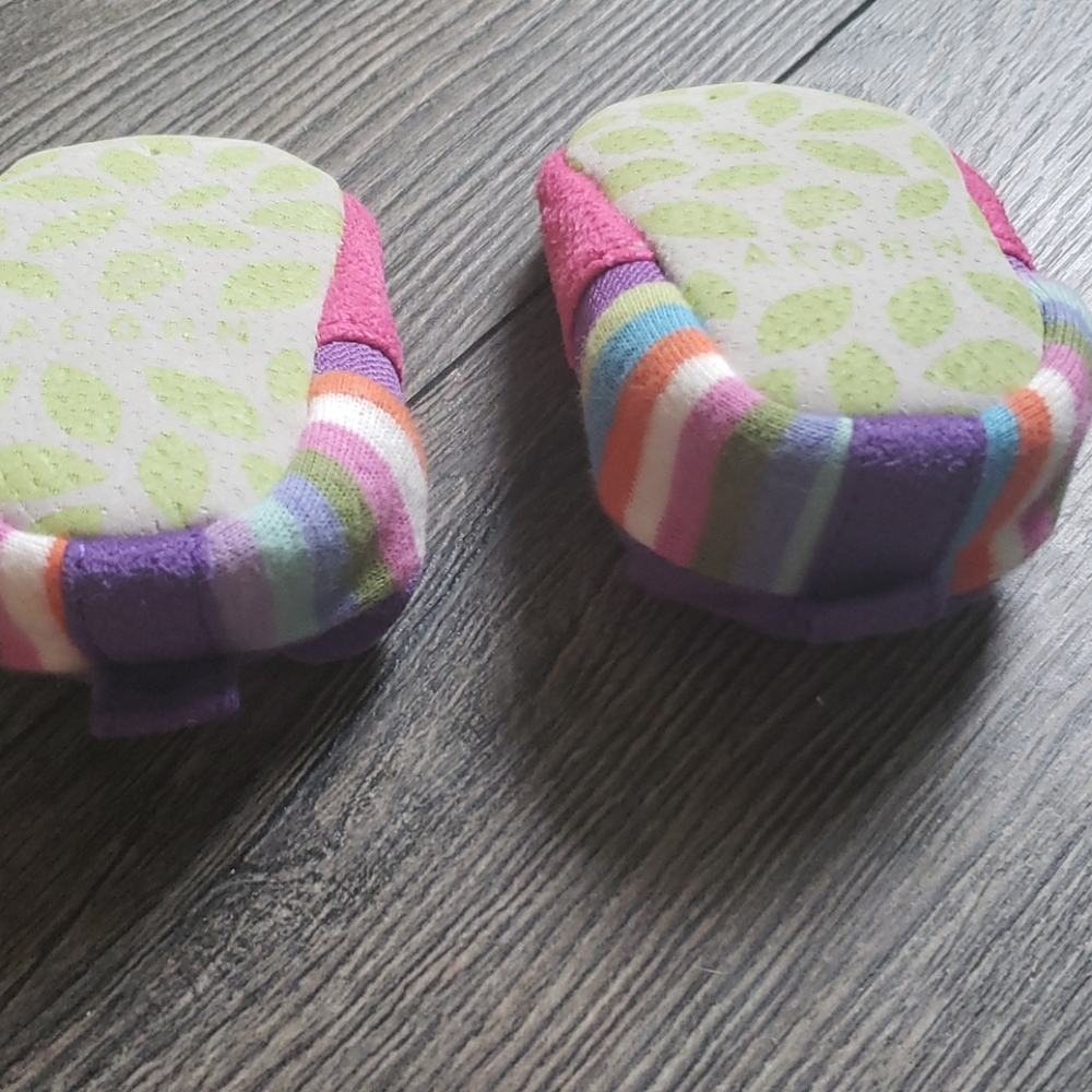 Baby Slippers - Picture 4 of 4